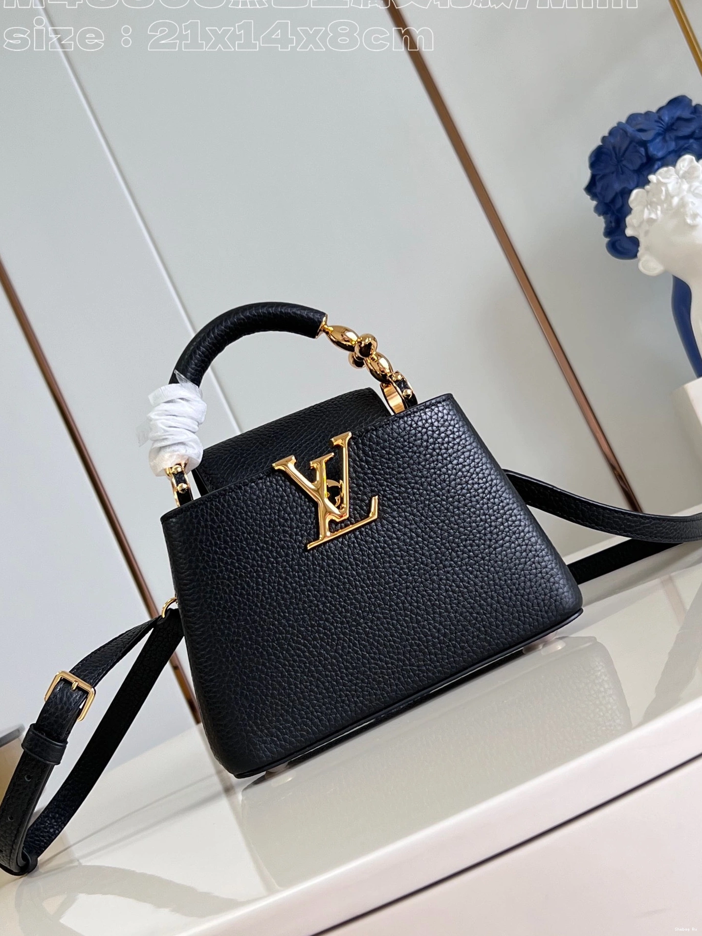 LOUIS CAPUCINES VUITTON MINI-21*14*8CM 0802